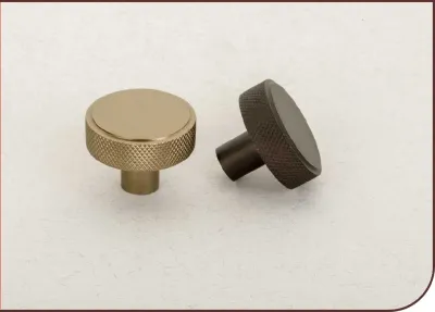 Knob 08